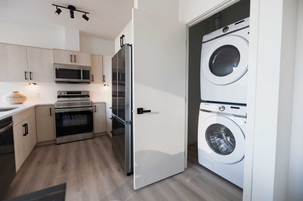 kitchen / laundry